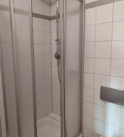 Aparthotel Gaststaette Zur Tribuene *