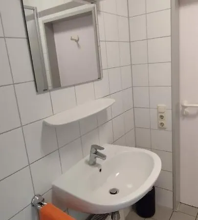 Aparthotel Gaststaette Zur Tribuene