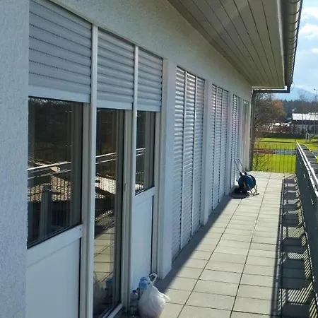 Gaststaette Zur Tribuene Aparthotel