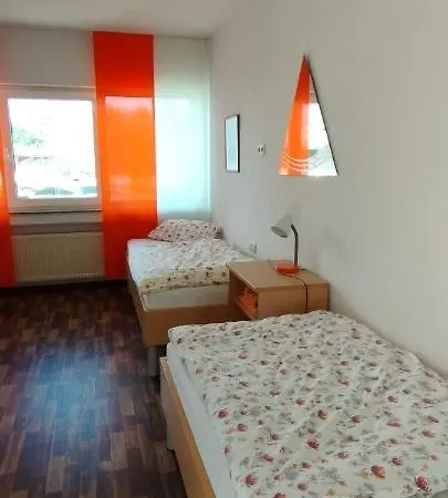 Aparthotel Gaststaette Zur Tribuene